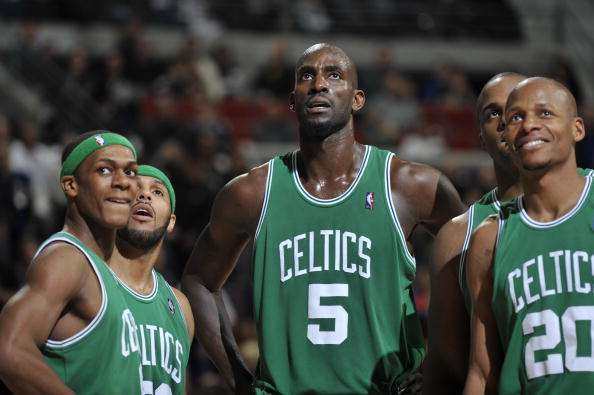 推向了公众 推向了公众