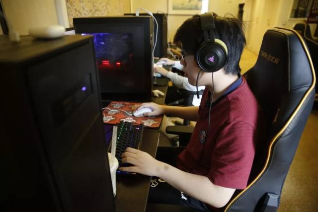 后者则应通 后者则应通