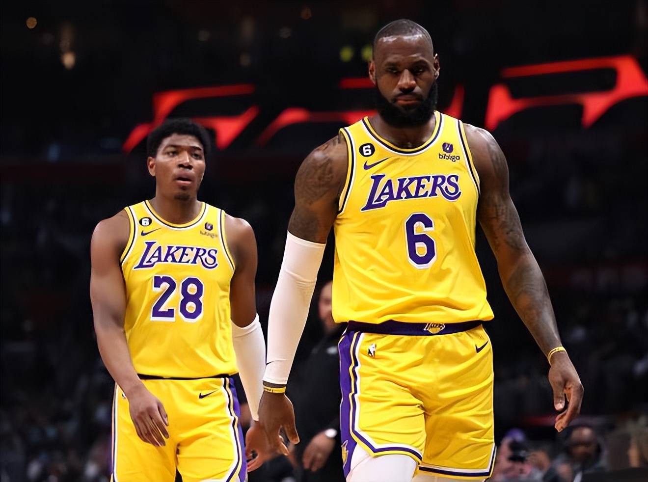 外线换防衔 外线换防衔